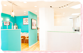 なんごうや歯科医院受付/待合室